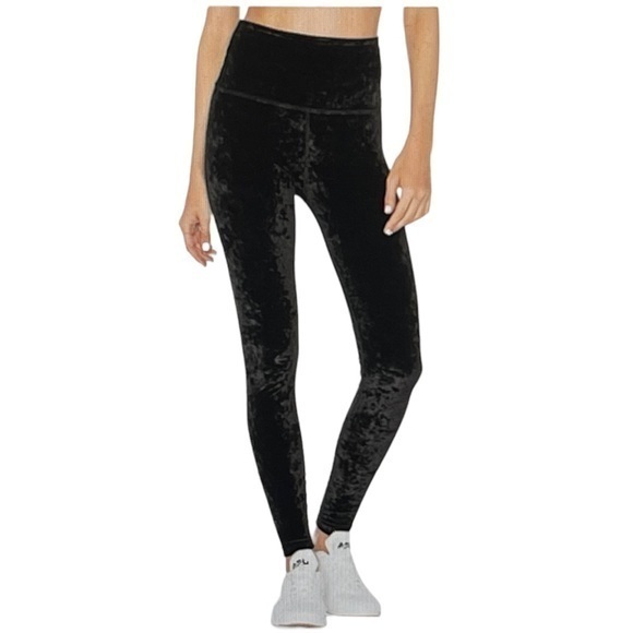 Women's Beyond Yoga Black Crushed Velvet Ankle Leggings Size Small EUC #6474 - Picture 1 of 6